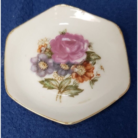 Vintage Saucer Made in Japan 3.25" Hexagon W/Gold Trim Floral - Picture 1 of 2